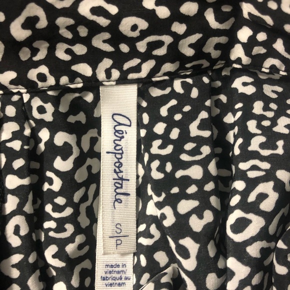 Aeropostale black n white mini skirt; size S - Picture 3 of 3